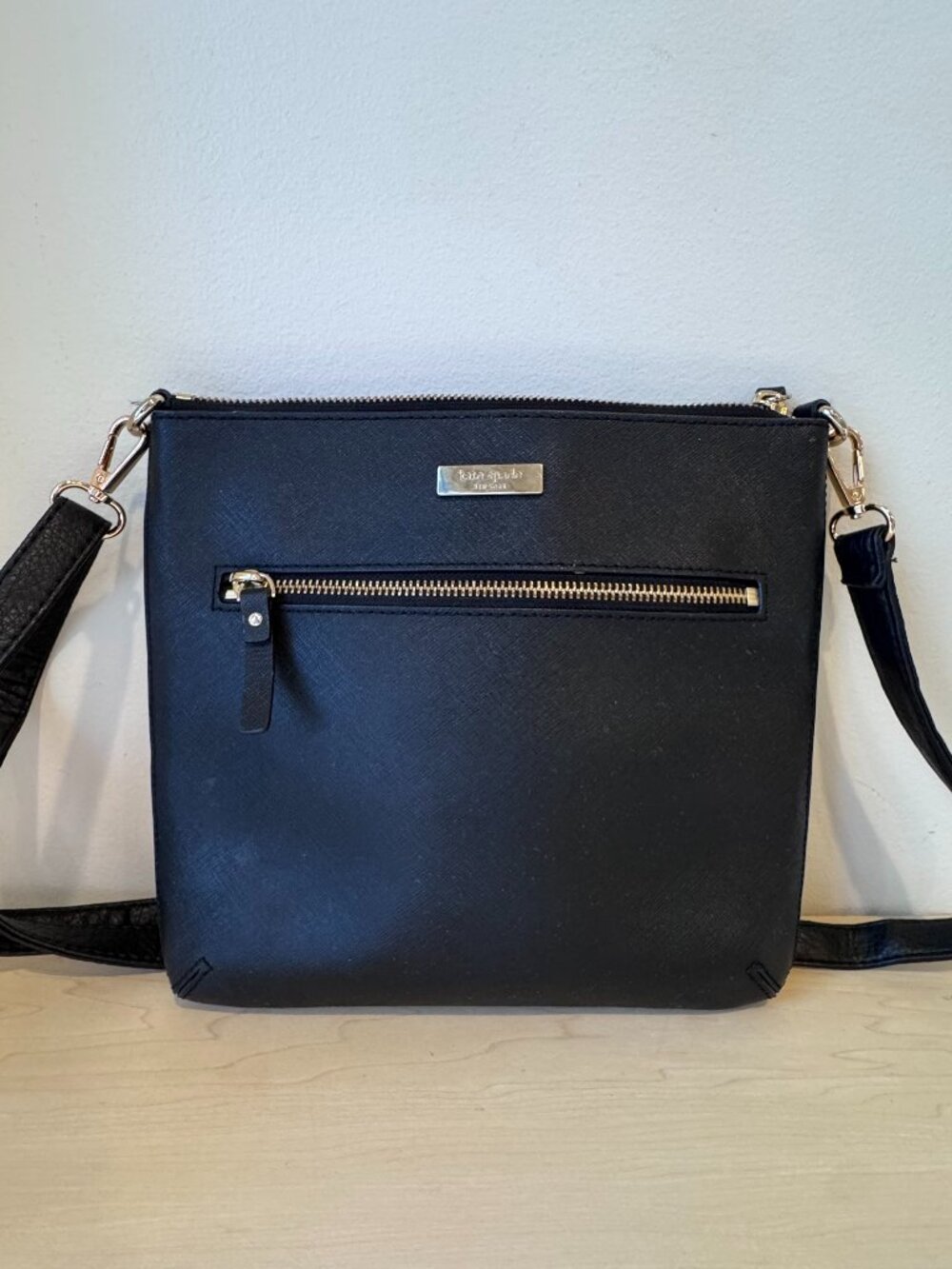 Kate Spade Laurel Way Rima Crossbody – Black – Gold Tone 🔥